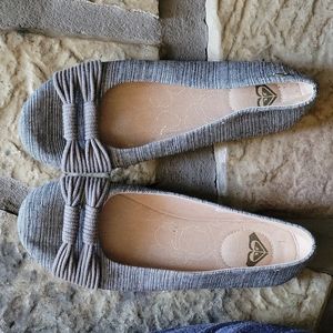 Roxy gray flats. Size 8